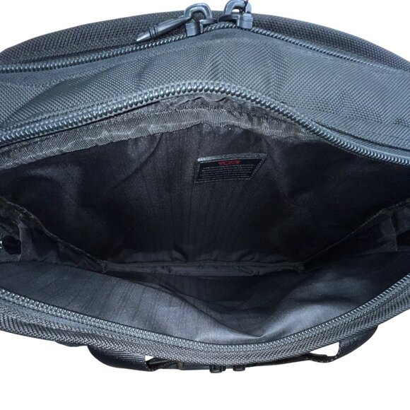 Tumi Alpha 3 Black Nylon Handles & Shoulder Strap T-Pass Laptop Briefcase Sz L - Picture 10 of 16
